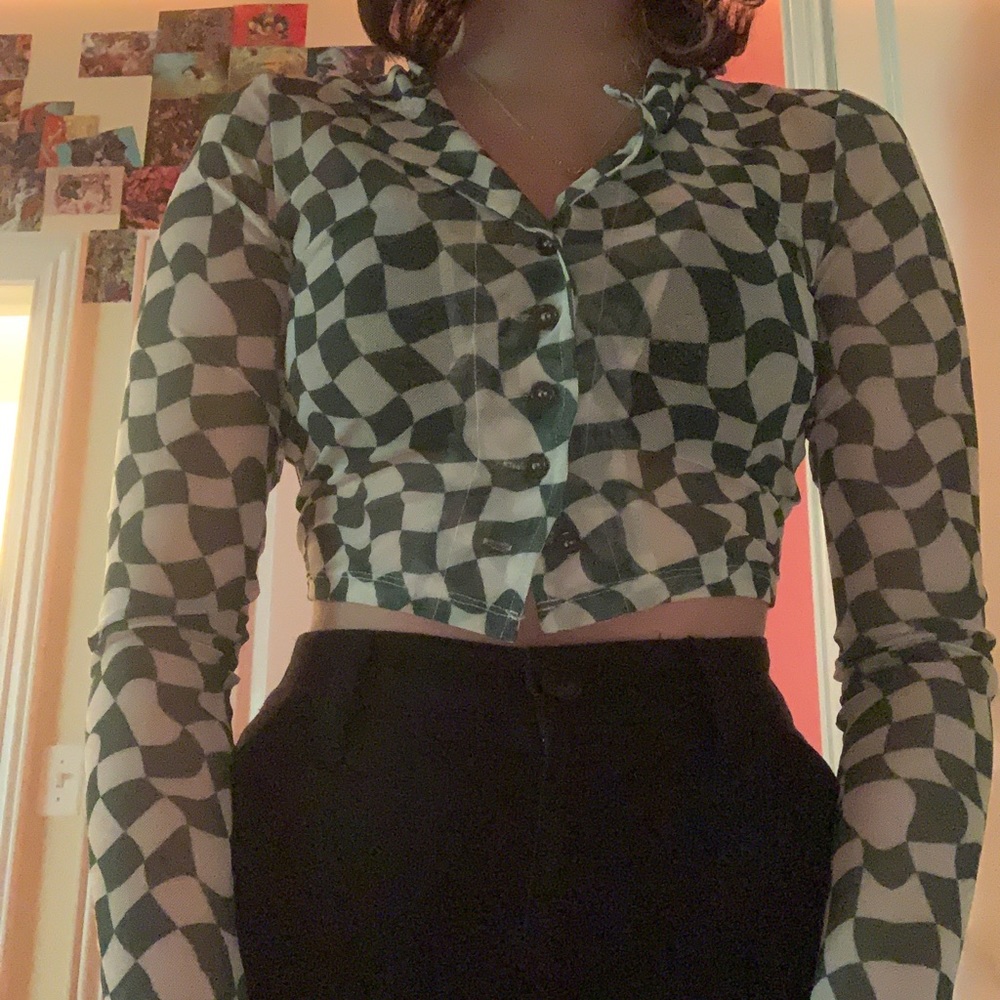 checkered green top